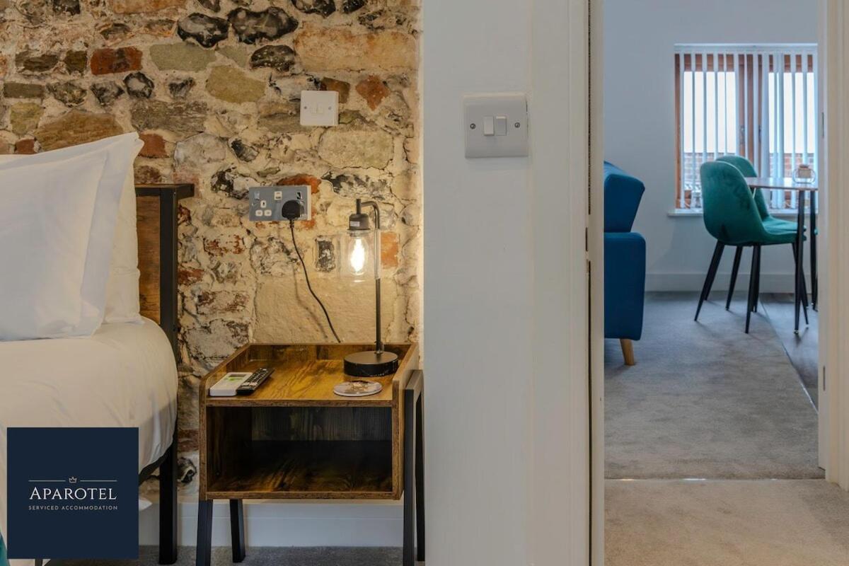 Aparotel Serviced Apartments - Stonehenge, Amesbury Town Centre ห้อง รูปภาพ