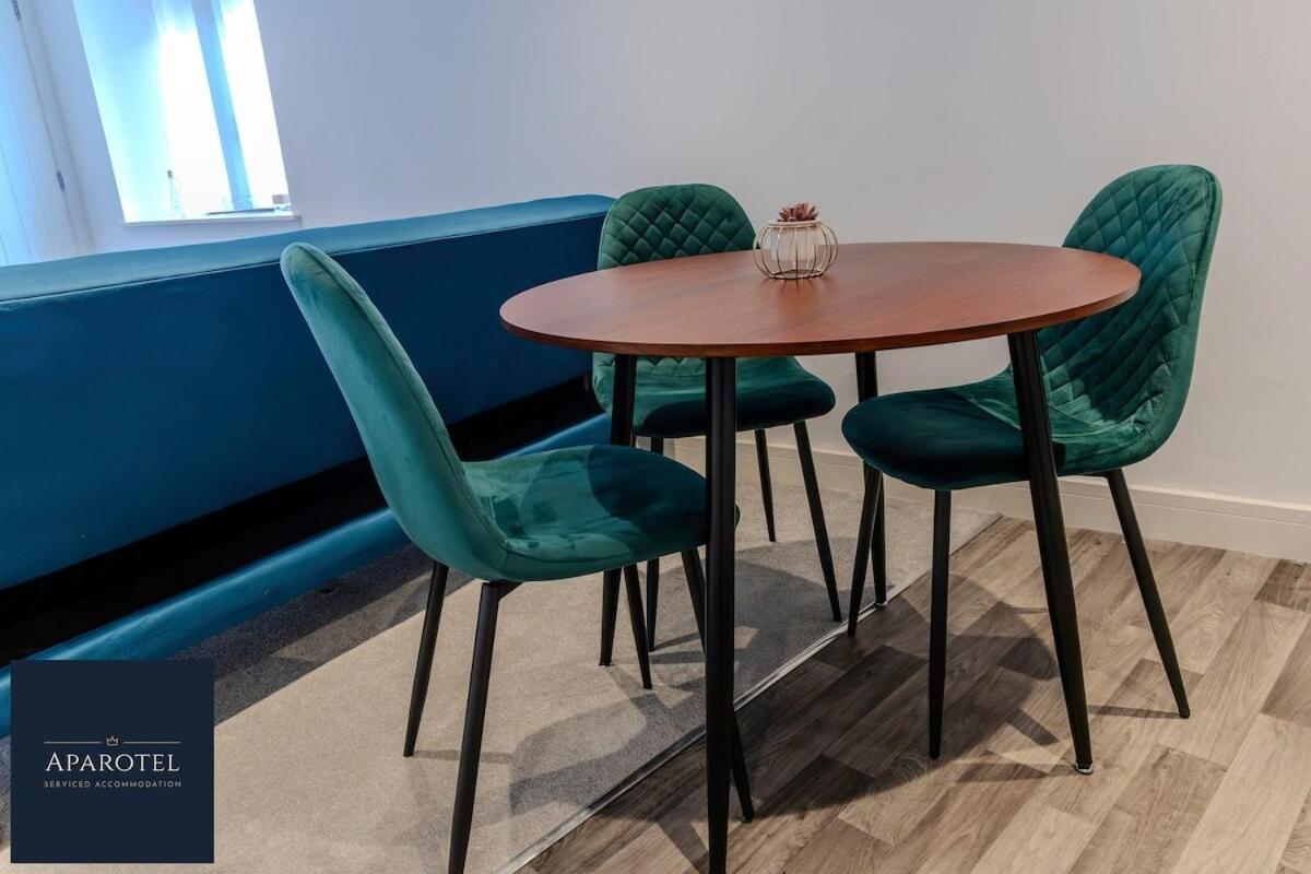 Aparotel Serviced Apartments - Stonehenge, Amesbury Town Centre ห้อง รูปภาพ