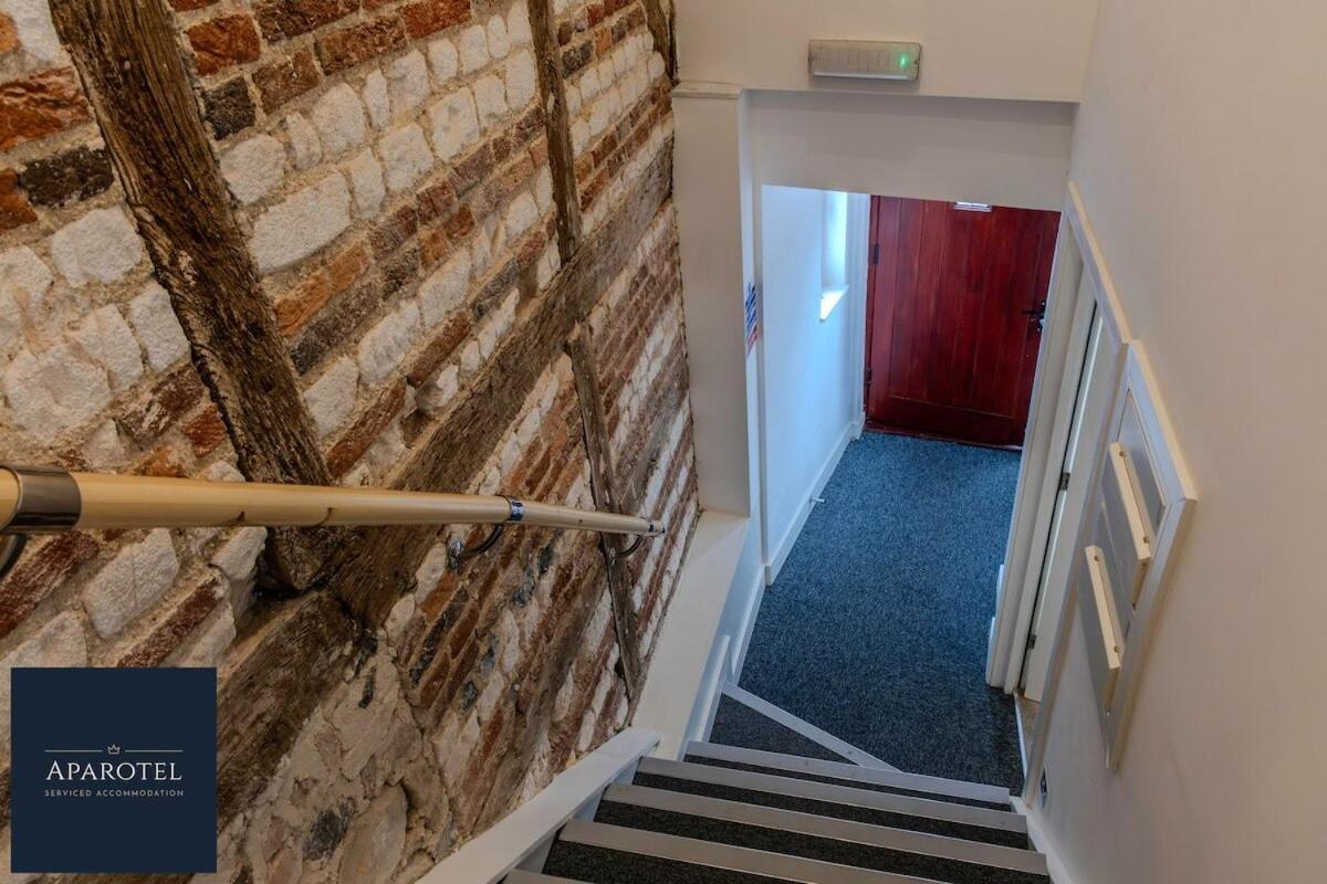 Aparotel Serviced Apartments - Stonehenge, Amesbury Town Centre ห้อง รูปภาพ